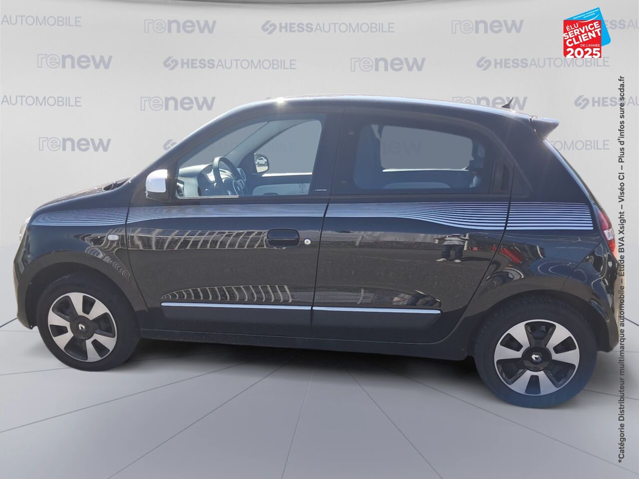 Véhicule d'occasion RENAULT TWINGO 1.0 SCE 70CH LIMITED 2017 BOITE COURTE chez Renault Sélestat
