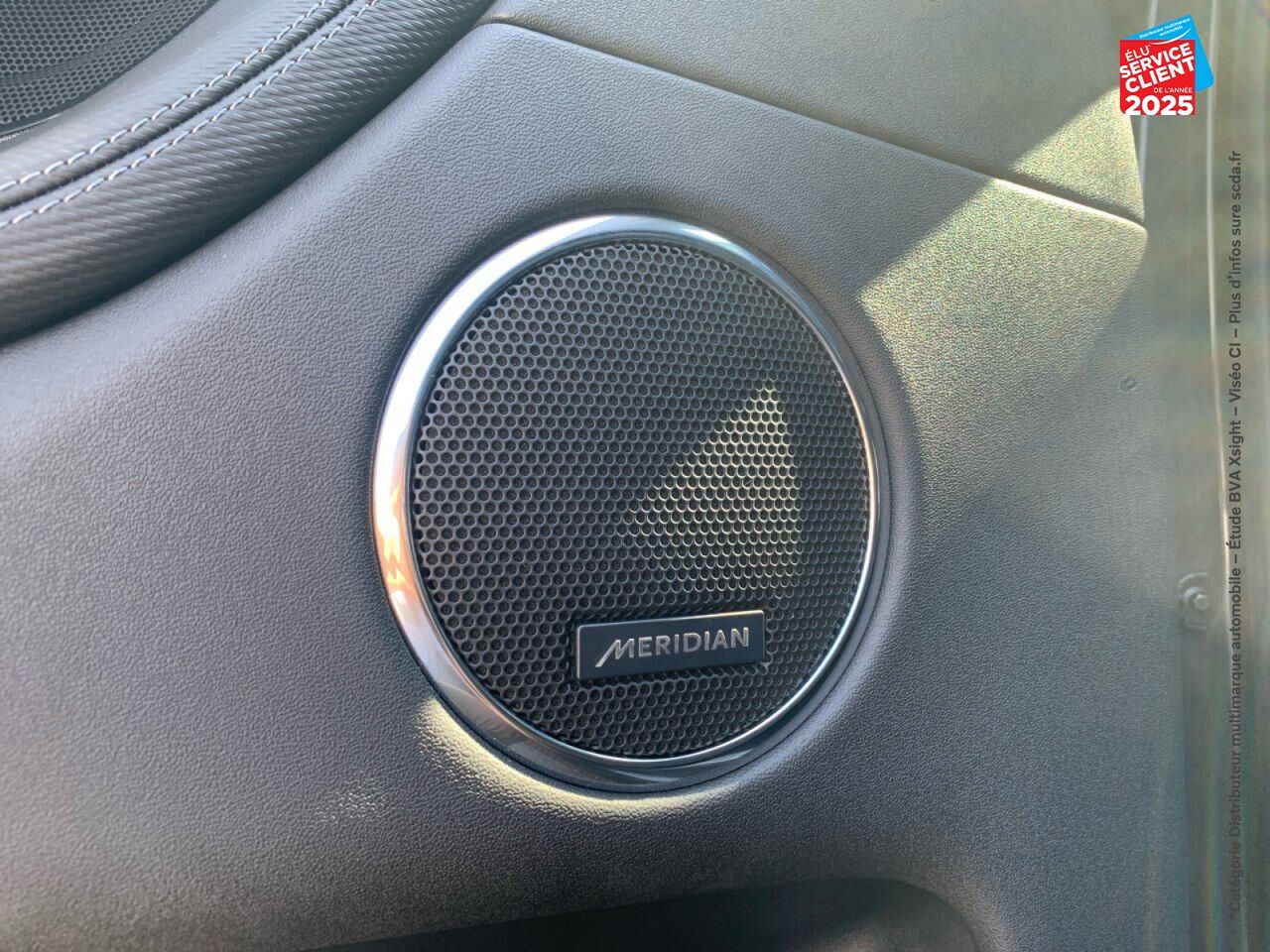 Véhicule d'occasion LAND-ROVER DISCOVERY SPORT 1.5 P300E 309CH DYNAMIC SE chez Renault Colmar