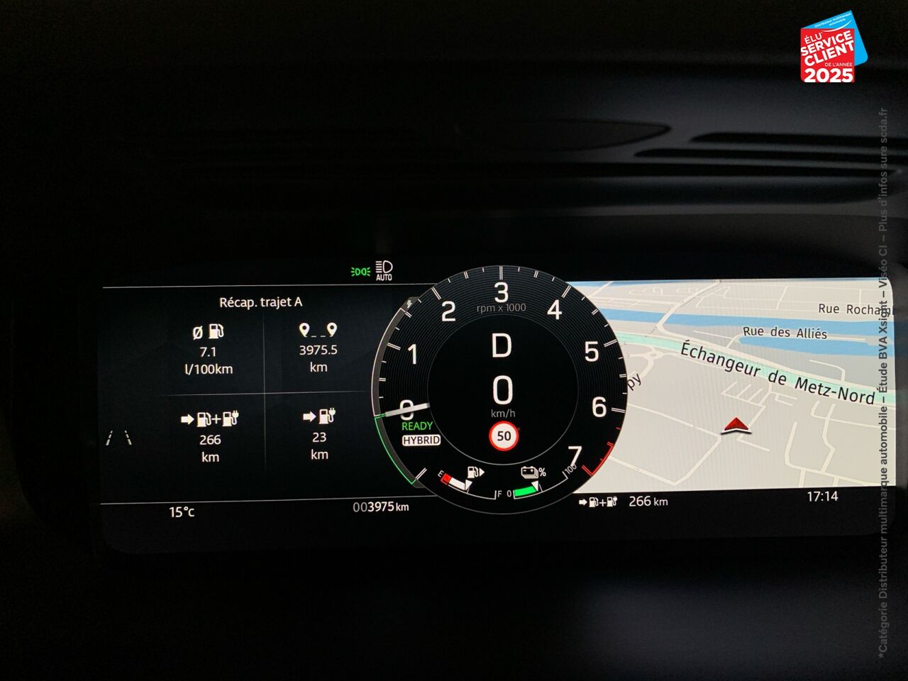 Véhicule d'occasion LAND-ROVER DISCOVERY SPORT 1.5 P300E 309CH DYNAMIC SE chez BMW Besançon