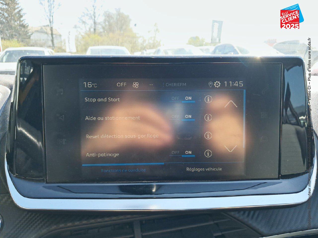 Véhicule d'occasion PEUGEOT 208 1.2 PURETECH 100CH S/S ALLURE CARPLAY chez Peugeot Charleville