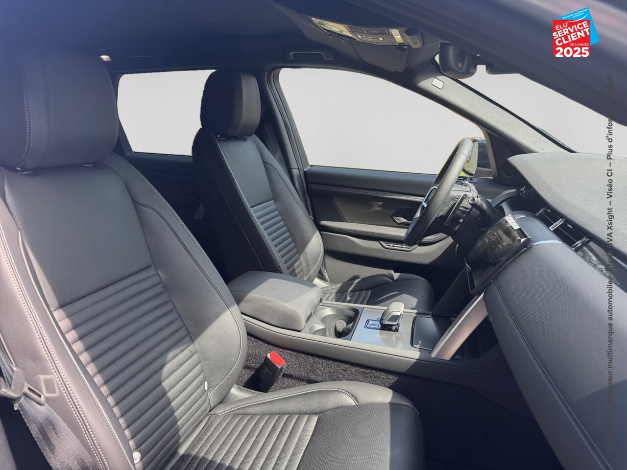 Véhicule d'occasion LAND-ROVER DISCOVERY SPORT 1.5 P300E 309CH DYNAMIC SE chez Toyota Verdun