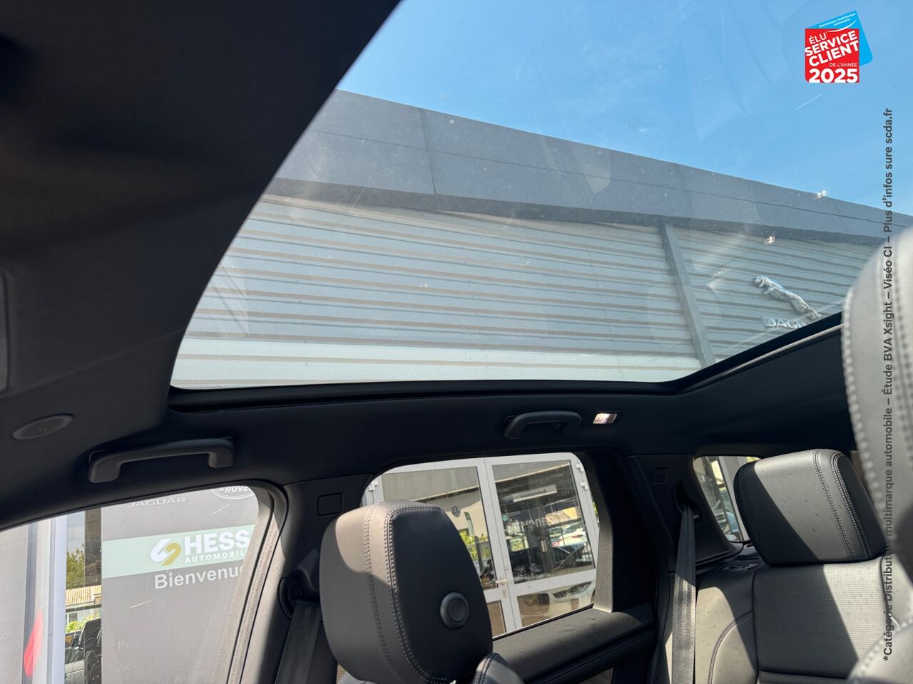 Véhicule d'occasion LAND-ROVER DISCOVERY SPORT 1.5 P300E 309CH DYNAMIC SE chez Toyota Verdun