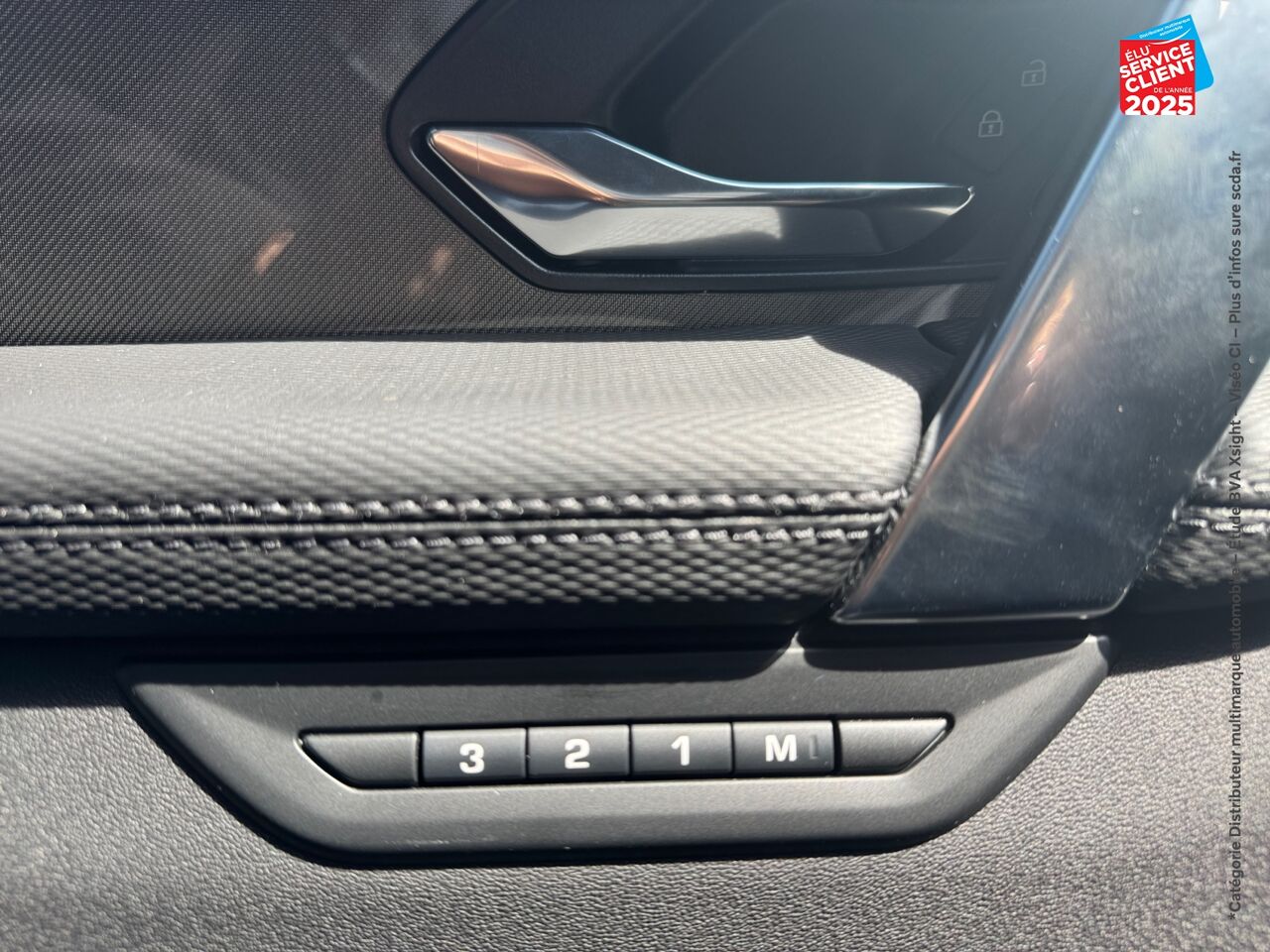 Véhicule d'occasion LAND-ROVER DISCOVERY SPORT 1.5 P300E 309CH DYNAMIC SE chez Toyota Verdun