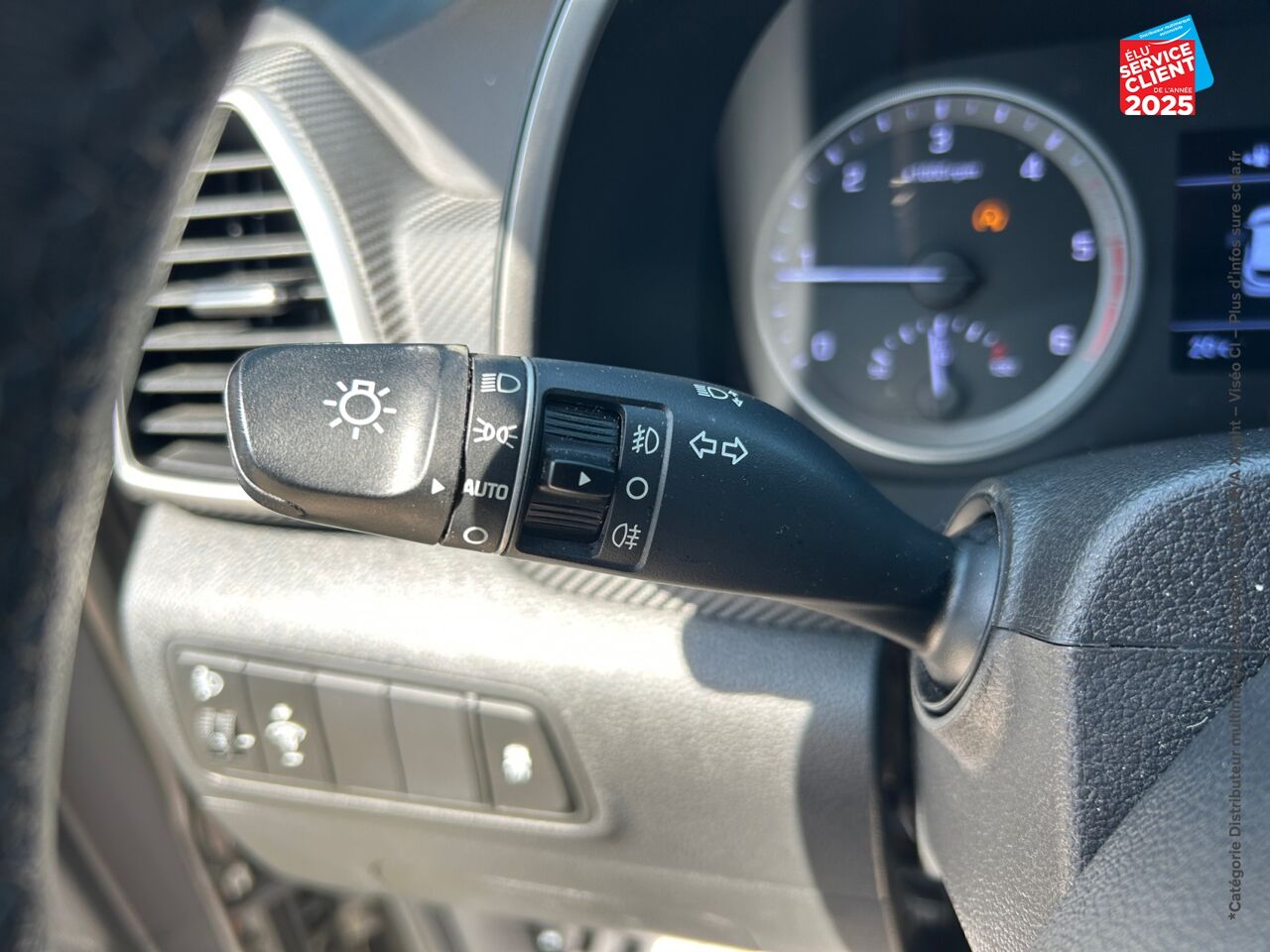 Véhicule d'occasion HYUNDAI TUCSON 1.6 CRDI 115CH INTUITIVE EURO6D-EVAP CAMERA CARPLAY chez Hyundai Reims
