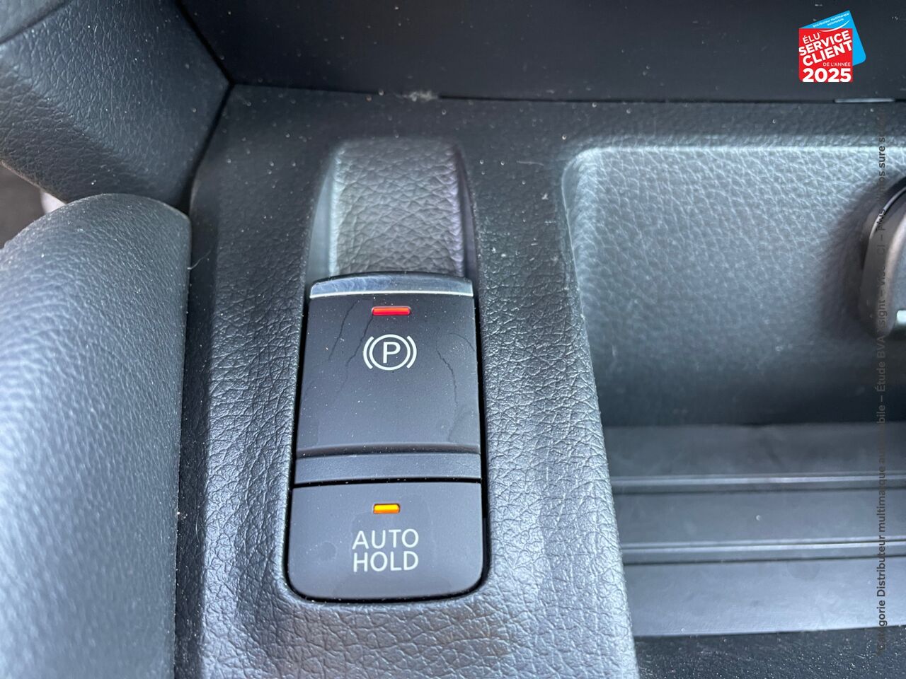 Véhicule d'occasion NISSAN QASHQAI 1.3 DIG-T 140CH TEKNA EURO6D-T chez Nissan Juke occasion