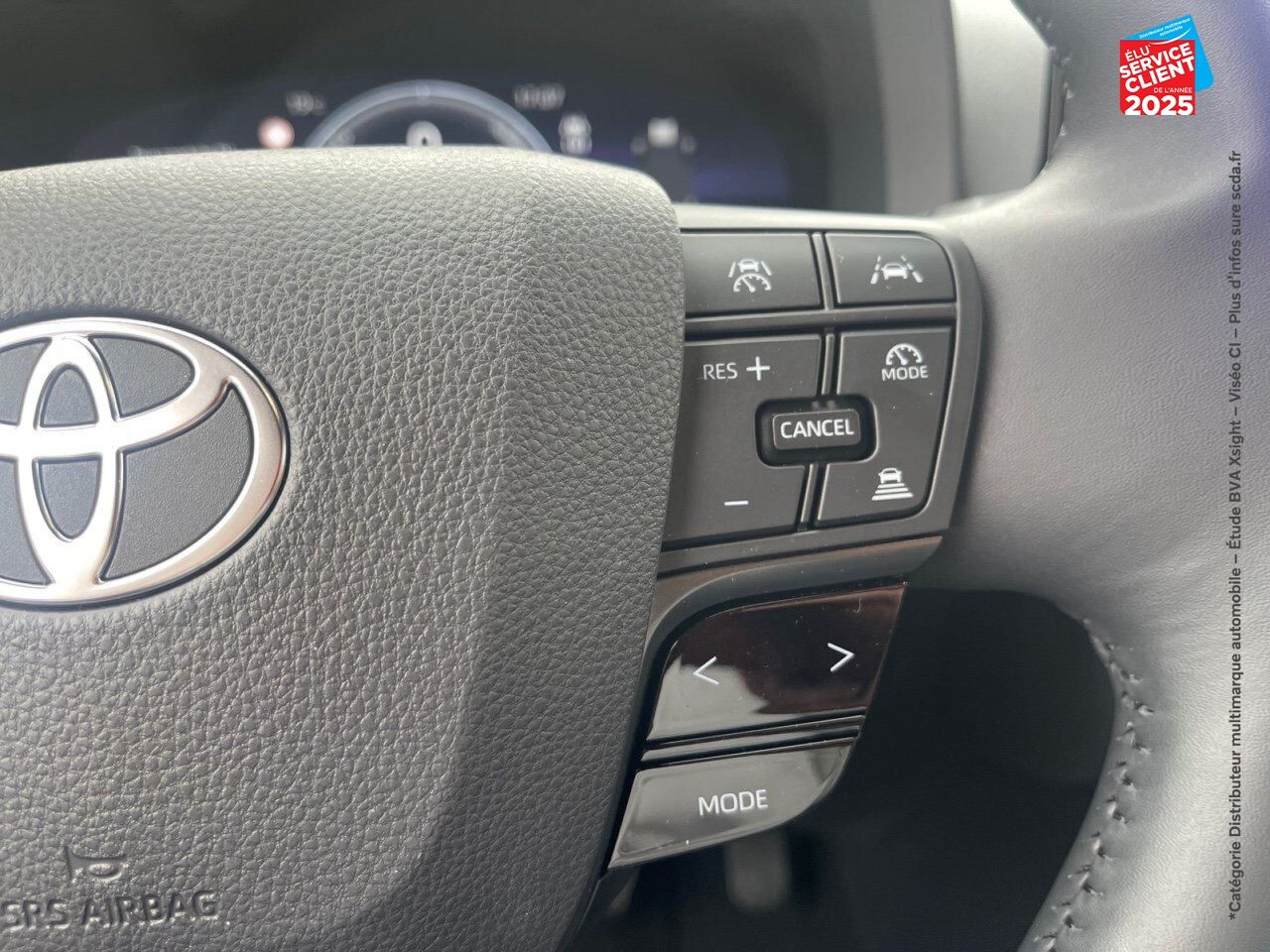 Véhicule neuf TOYOTA C-HR 2.0 HYBRIDE RECHARGEABLE 225CH COLLECTION NG23 chez Toyota Forbach