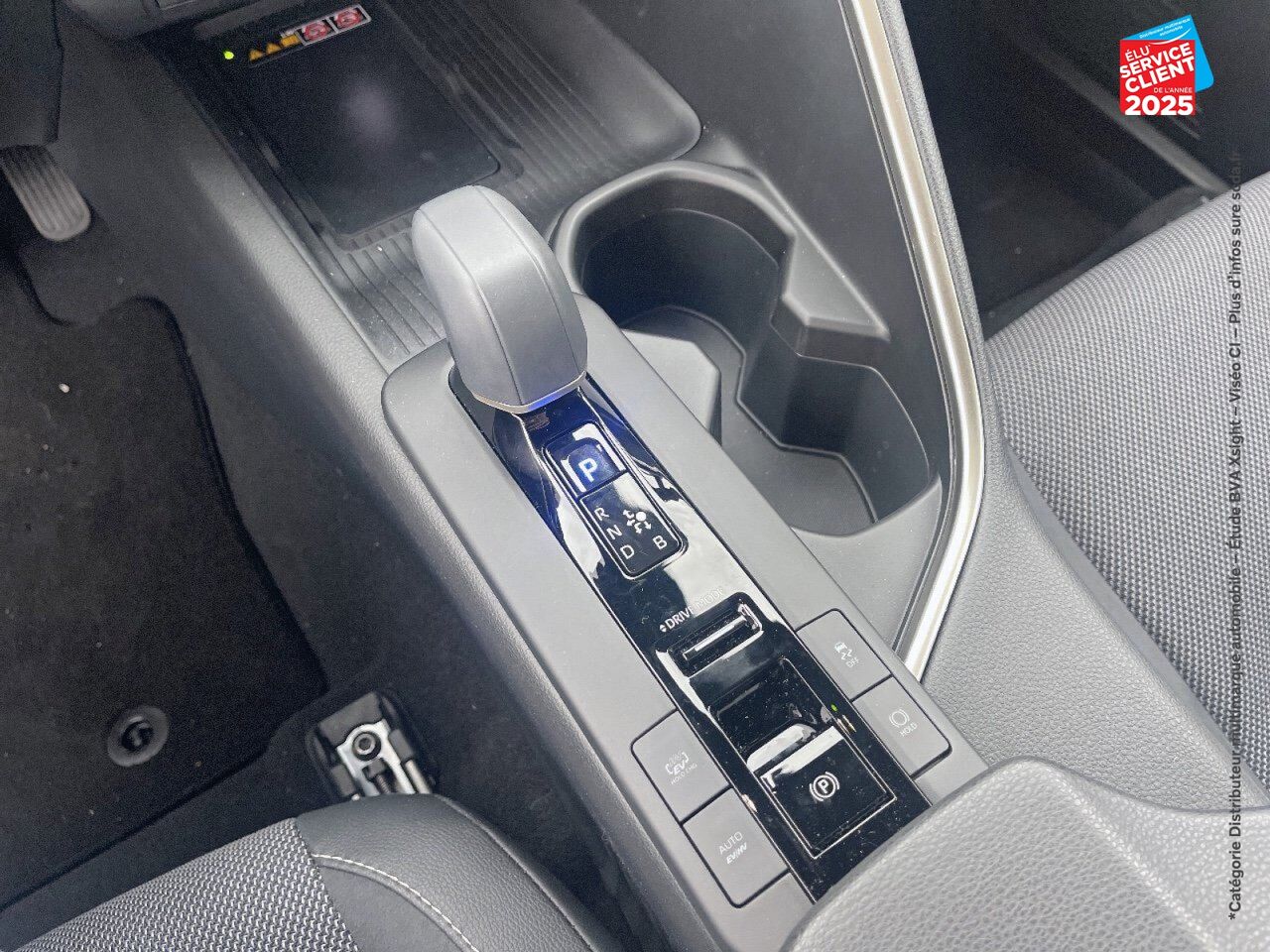 Véhicule neuf TOYOTA C-HR 2.0 HYBRIDE RECHARGEABLE 225CH COLLECTION NG23 chez Toyota Forbach