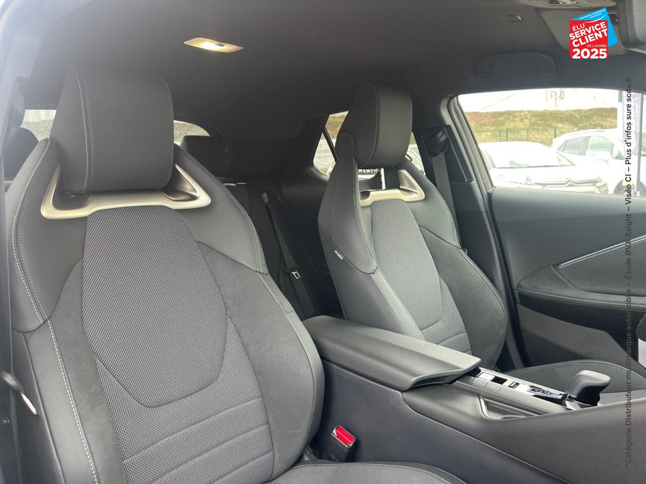 Véhicule neuf TOYOTA C-HR 2.0 HYBRIDE RECHARGEABLE 225CH COLLECTION NG23 chez Toyota Forbach