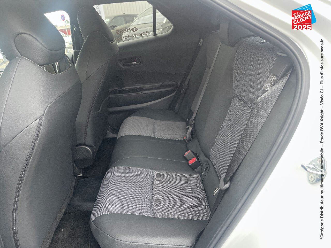 Véhicule neuf TOYOTA C-HR 2.0 HYBRIDE RECHARGEABLE 225CH COLLECTION NG23 chez Toyota Forbach