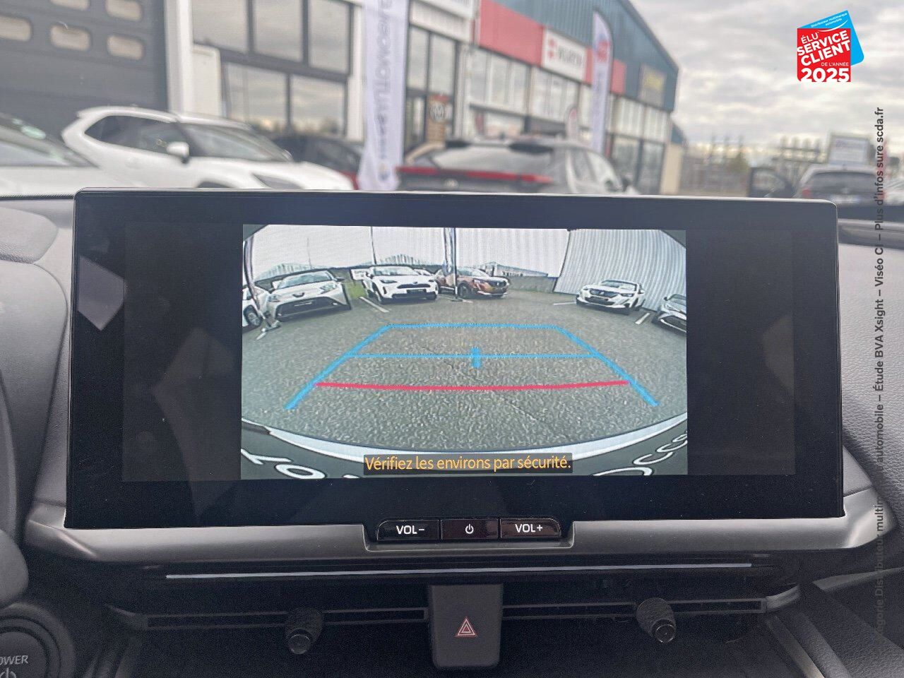 Véhicule neuf TOYOTA C-HR 2.0 HYBRIDE RECHARGEABLE 225CH COLLECTION NG23 chez Toyota Forbach