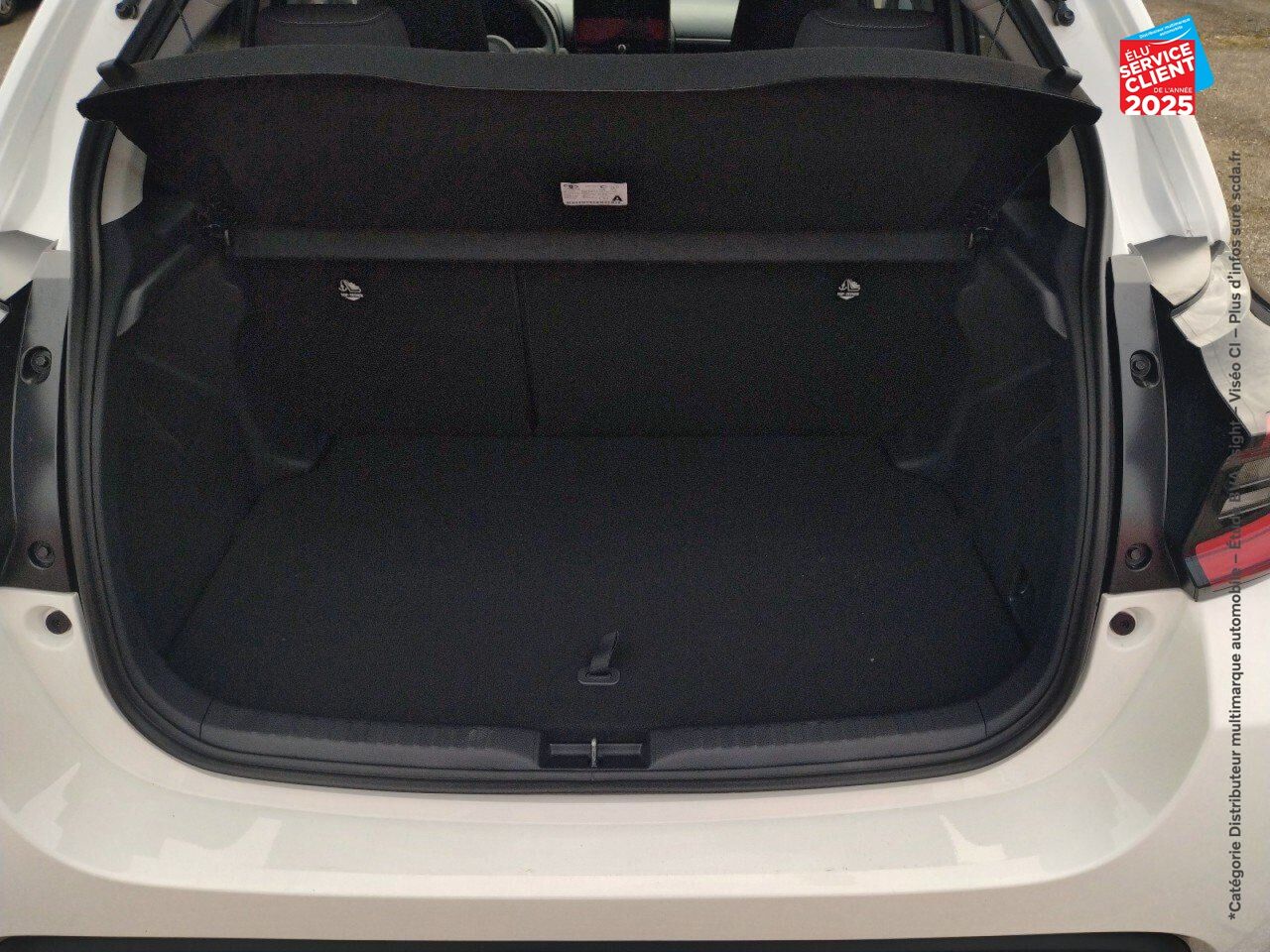 Véhicule d'occasion TOYOTA YARIS 116H DESIGN 5P MC24 chez Toyota Forbach