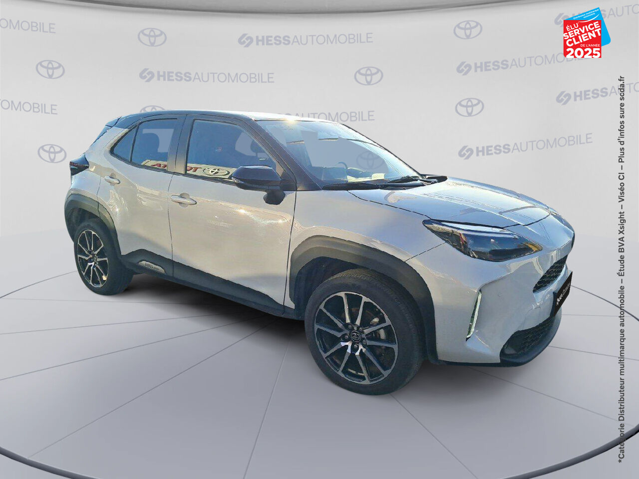 Véhicule d'occasion TOYOTA YARIS CROSS 116H GR SPORT MY22 SIEGES CHAUF CARPLAY chez Toyota Thionville