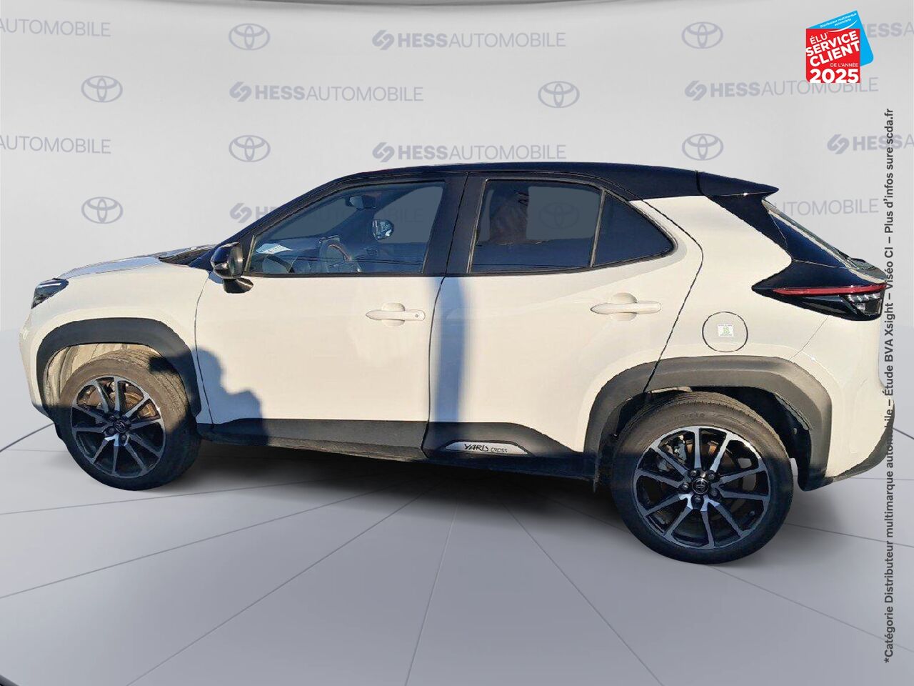 Véhicule d'occasion TOYOTA YARIS CROSS 116H GR SPORT MY22 SIEGES CHAUF CARPLAY chez Toyota Thionville