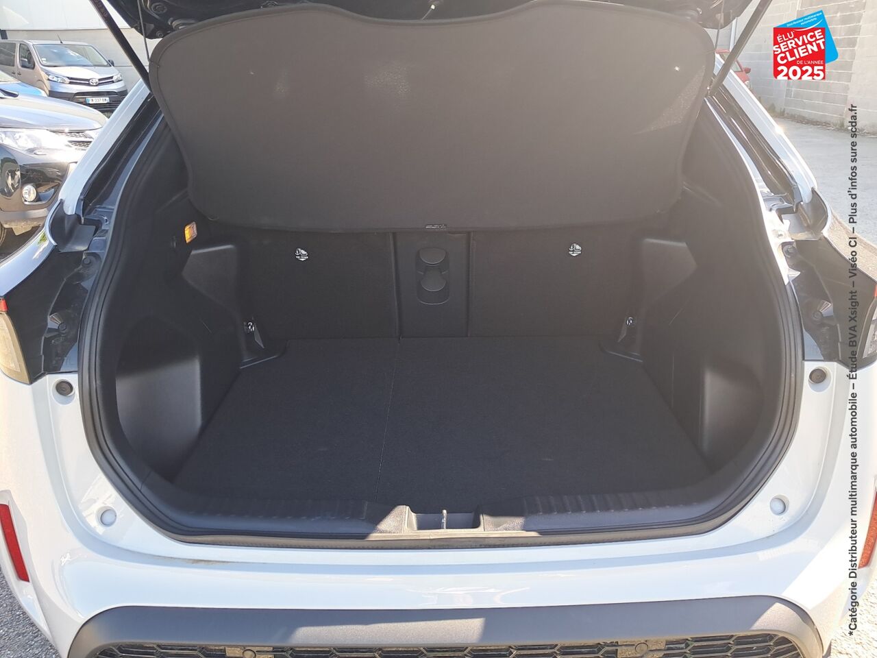 Véhicule d'occasion TOYOTA YARIS CROSS 116H GR SPORT MY22 SIEGES CHAUF CARPLAY chez Toyota Thionville