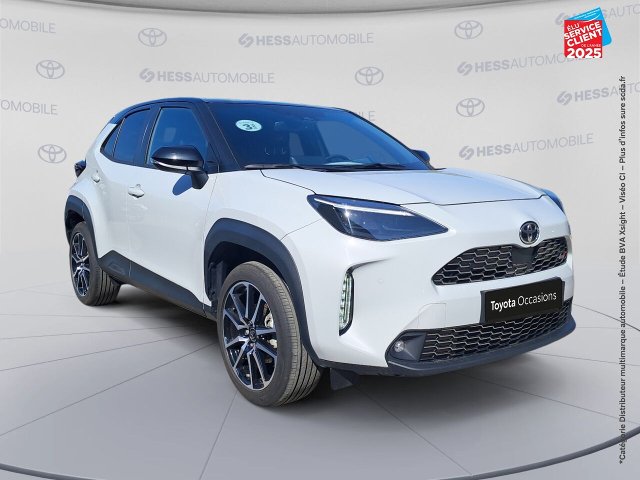 Véhicule d'occasion TOYOTA YARIS CROSS 116H GR SPORT MY22 SIEGES CHAUF CARPLAY chez Toyota Thionville