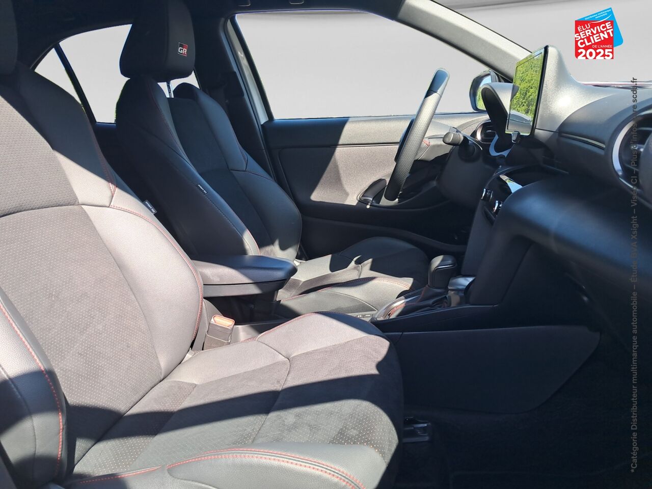 Véhicule d'occasion TOYOTA YARIS CROSS 116H GR SPORT MY22 SIEGES CHAUF CARPLAY chez Toyota Thionville