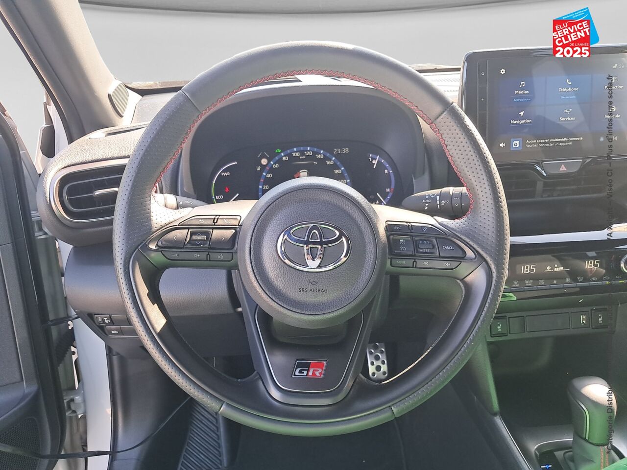 Véhicule d'occasion TOYOTA YARIS CROSS 116H GR SPORT MY22 SIEGES CHAUF CARPLAY chez Toyota Thionville