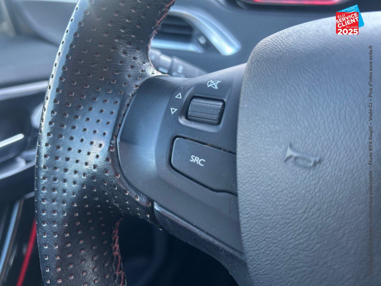 Véhicule d'occasion PEUGEOT 2008 1.2 PURETECH 130CH E6.C GT LINE SS chez Renault Saint-Louis