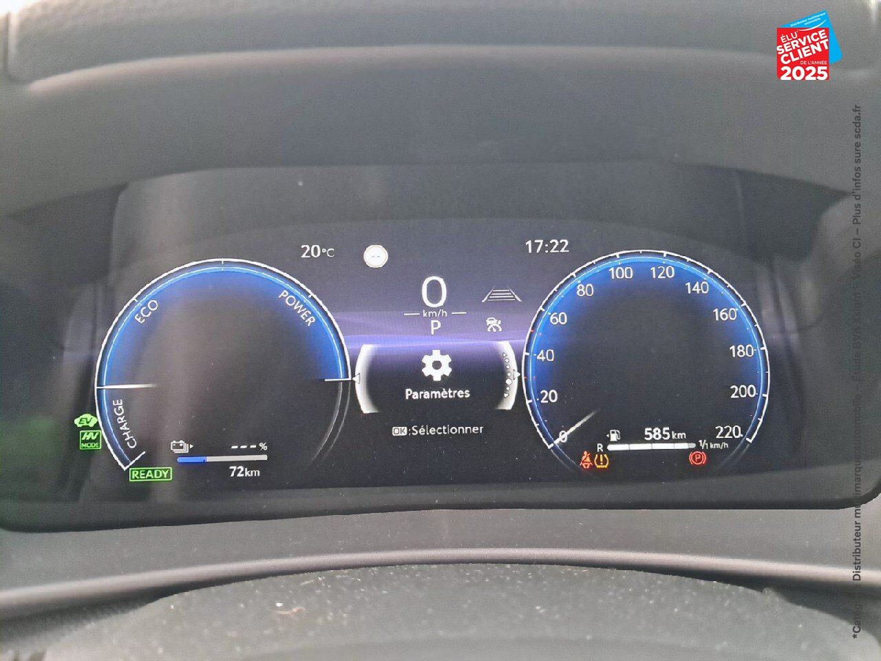 Véhicule d'occasion TOYOTA C-HR 2.0 HYBRIDE RECHARGEABLE 225CH COLLECTION NG23 TPANO SIEGES CHAUF VOLANT CHAUF GPS CAMERA HUD chez Toyota Forbach