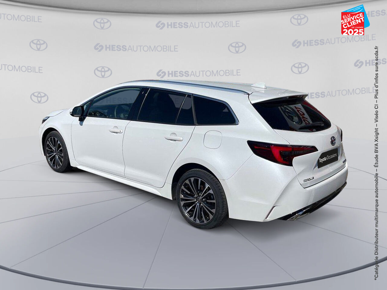 Véhicule d'occasion TOYOTA COROLLA TOURING SPT 1.8 140CH DESIGN MY23 SIEGES CHAUF CAMERA CARPLAY chez Toyota Saint Dizier