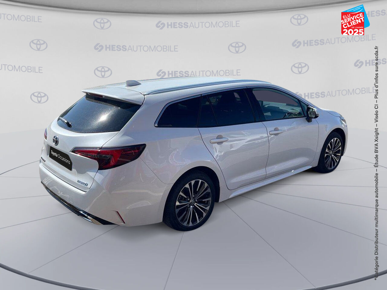 Véhicule d'occasion TOYOTA COROLLA TOURING SPT 1.8 140CH DESIGN MY23 SIEGES CHAUF CAMERA CARPLAY chez Toyota Saint Dizier