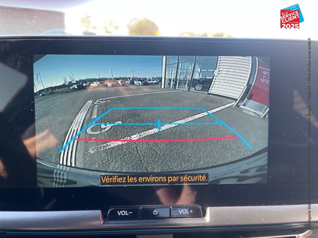 Véhicule d'occasion TOYOTA C-HR 2.0 HYBRIDE RECHARGEABLE 225CH GR SPORT NG23 SIEGES CHAUF VOLANT CHAUF GPS CAMERA chez Toyota Longwy