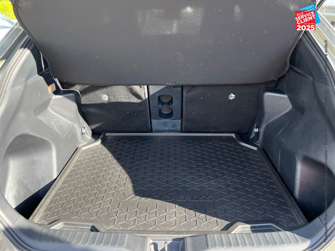 Véhicule d'occasion TOYOTA YARIS CROSS 116H DESIGN MY22 chez Toyota Sarreguemines