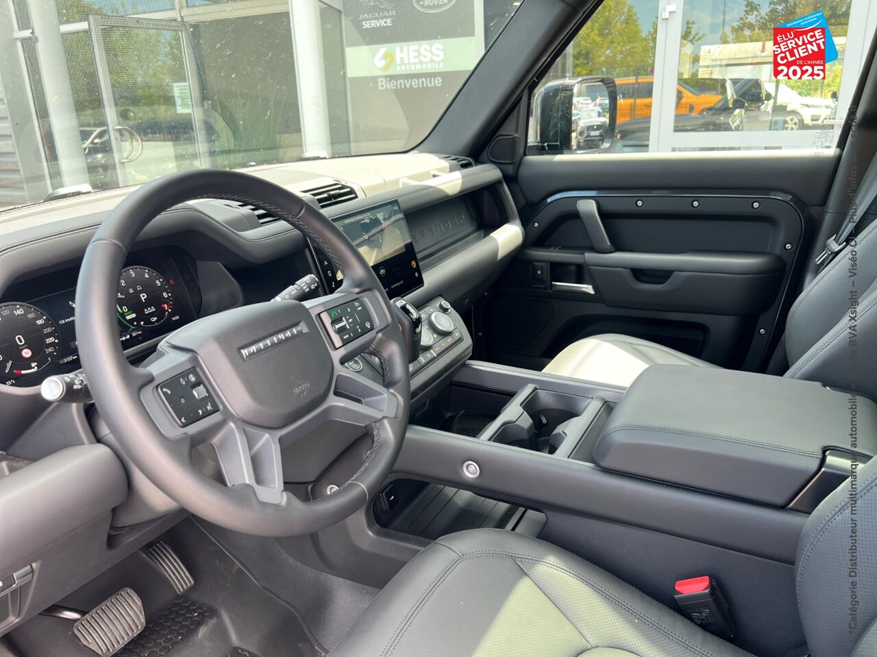 Véhicule d'occasion LAND-ROVER DEFENDER 110 2.0 P300E X-DYNAMIC HSE chez Renault Sélestat