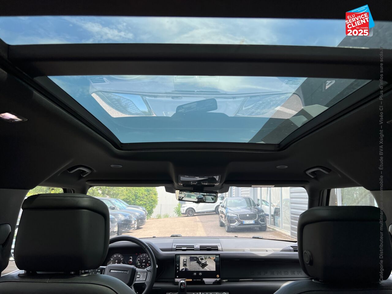 Véhicule d'occasion LAND-ROVER DEFENDER 110 2.0 P300E X-DYNAMIC HSE chez Renault Sélestat