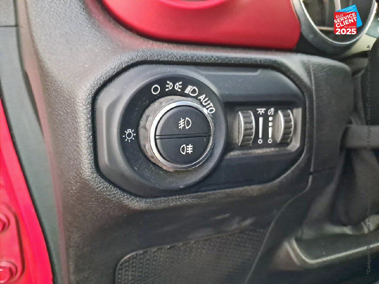 Véhicule d'occasion JEEP WRANGLER UNLIMITED 2.2 MULTIJET 200CH RUBICON ROCK-TRAC BVA8 188G GPS CAMERA ATTELAGE chez Toyota Sarreguemines