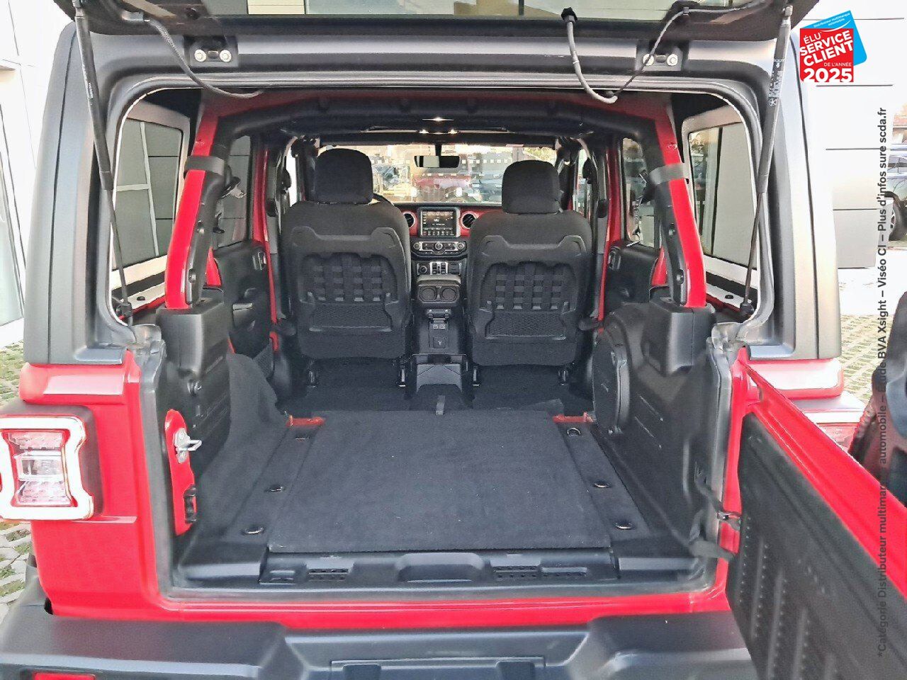 Véhicule d'occasion JEEP WRANGLER UNLIMITED 2.2 MULTIJET 200CH RUBICON ROCK-TRAC BVA8 188G GPS CAMERA ATTELAGE chez Toyota Sarreguemines
