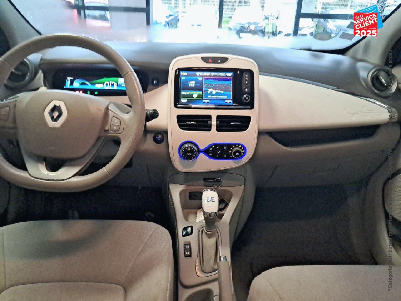 Véhicule d'occasion RENAULT ZOE ZEN CHARGE NORMALE R90 GPS RADAR AR chez Renault Strasbourg