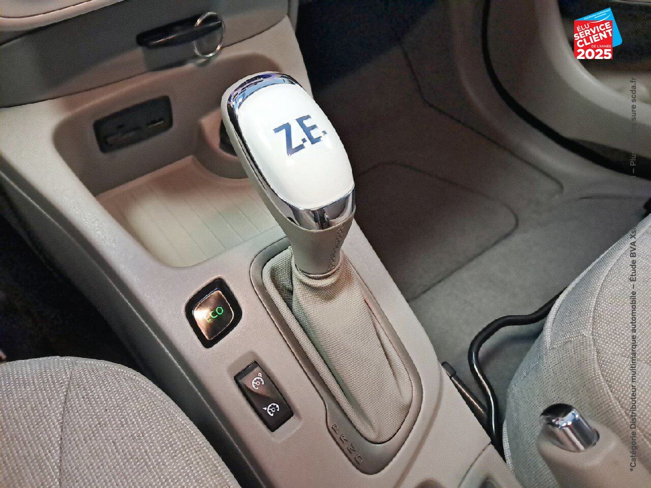 Véhicule d'occasion RENAULT ZOE ZEN CHARGE NORMALE R90 GPS RADAR AR chez Renault Strasbourg