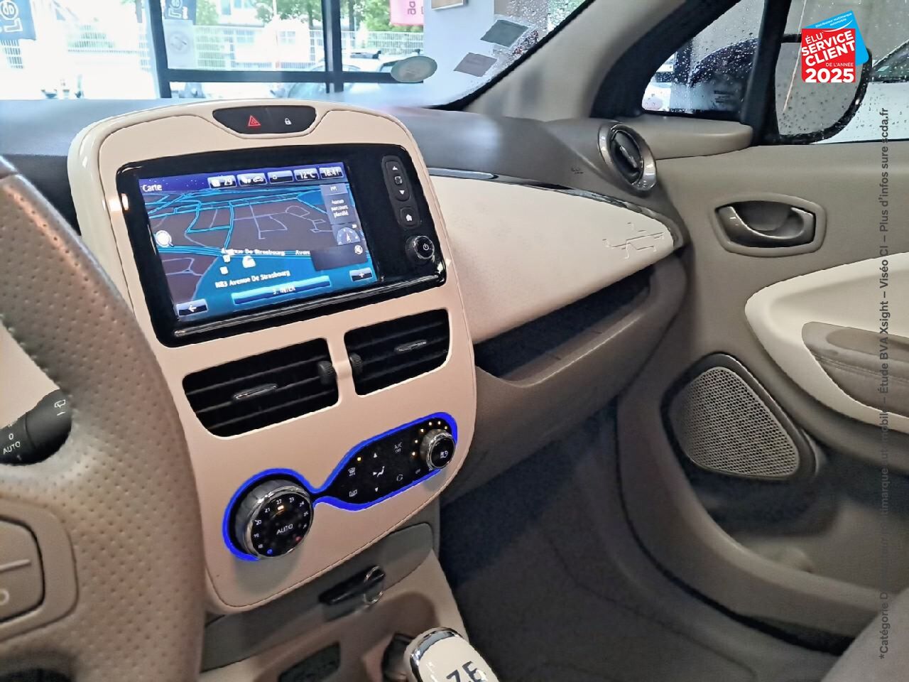 Véhicule d'occasion RENAULT ZOE ZEN CHARGE NORMALE R90 GPS RADAR AR chez Renault Strasbourg