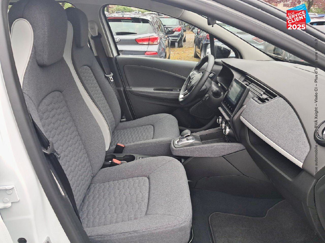 Véhicule d'occasion RENAULT ZOE E-TECH EVOLUTION CHARGE NORMALE R110 ACHAT INTEGRAL - MY22 GPS RADAR AR chez Opel Charleville