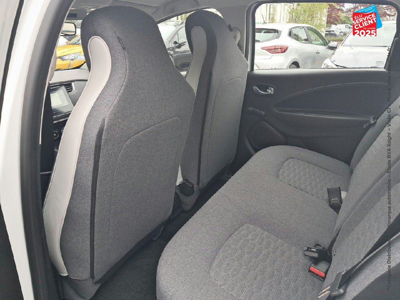 Véhicule d'occasion RENAULT ZOE E-TECH EVOLUTION CHARGE NORMALE R110 ACHAT INTEGRAL - MY22 GPS RADAR AR chez Opel Charleville