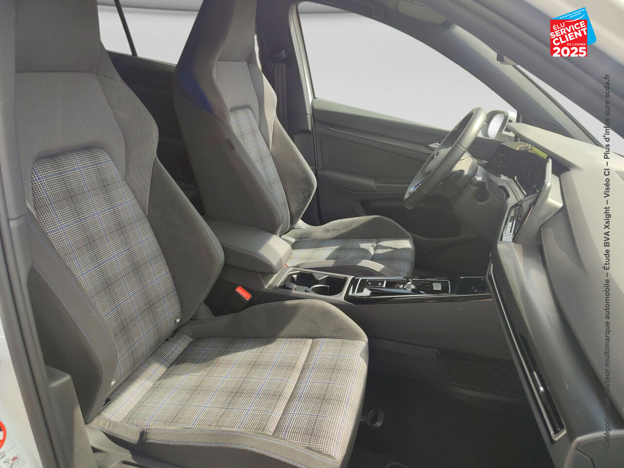 Véhicule d'occasion VOLKSWAGEN GOLF 1.4 EHYBRID 245CH GTE DSG6 chez Peugeot Sedan