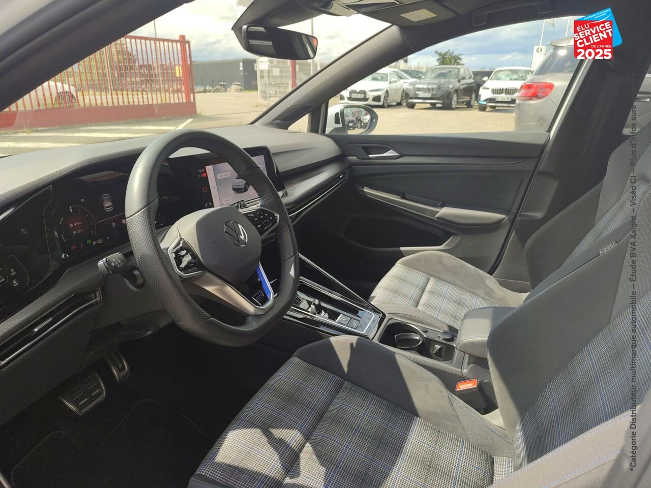 Véhicule d'occasion VOLKSWAGEN GOLF 1.4 EHYBRID 245CH GTE DSG6 chez Peugeot Sedan