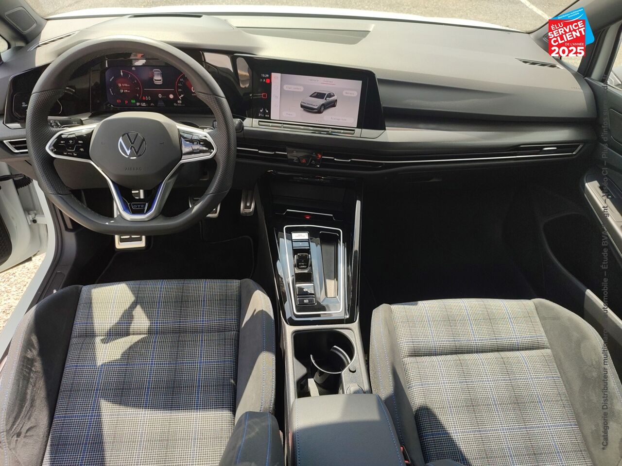 Véhicule d'occasion VOLKSWAGEN GOLF 1.4 EHYBRID 245CH GTE DSG6 chez Peugeot Sedan