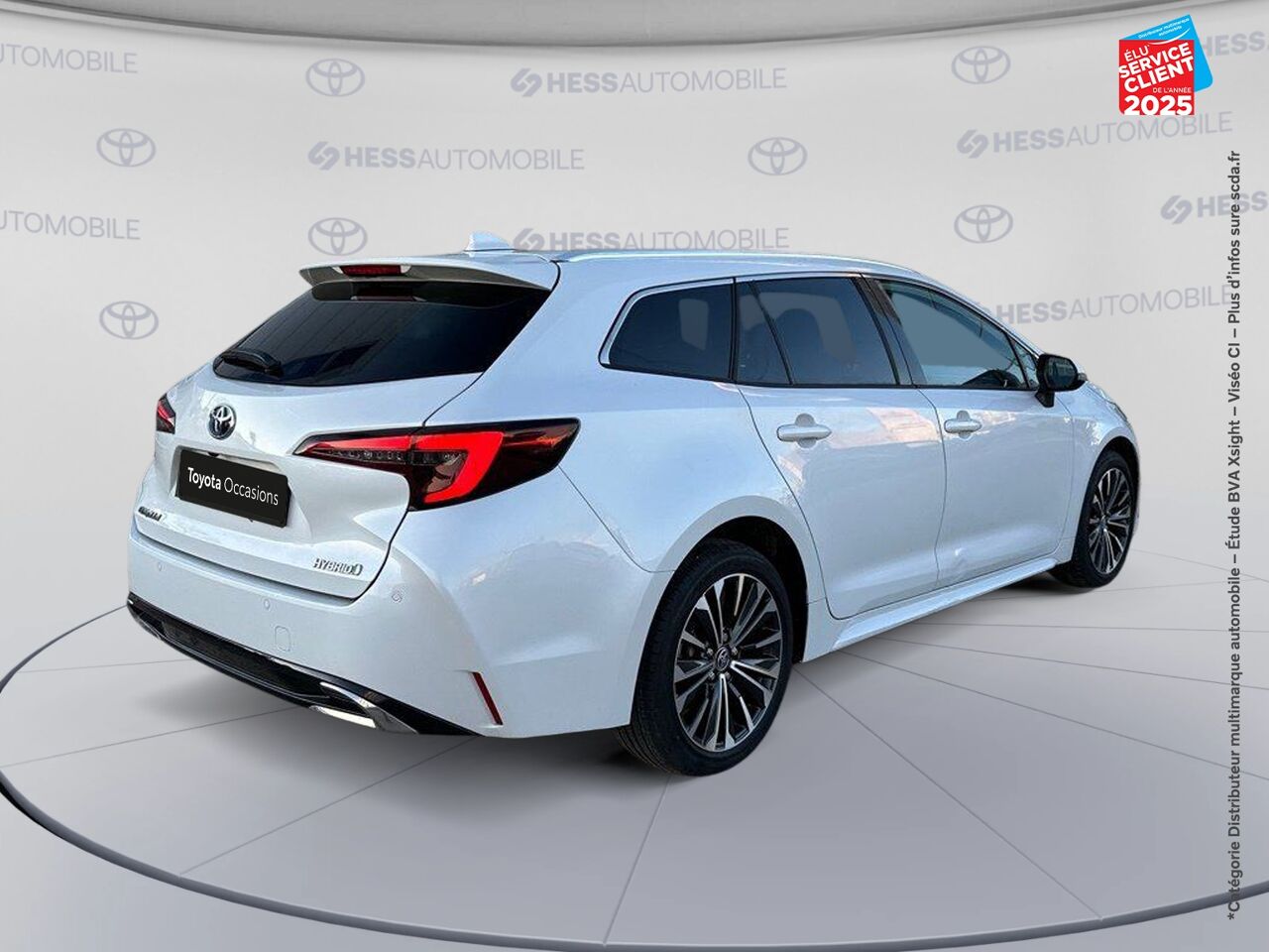 Véhicule d'occasion TOYOTA COROLLA TOURING SPT 1.8 140CH DESIGN MY24 SIEGES CHAUF CAMERA CARPLAY chez Toyota Longwy