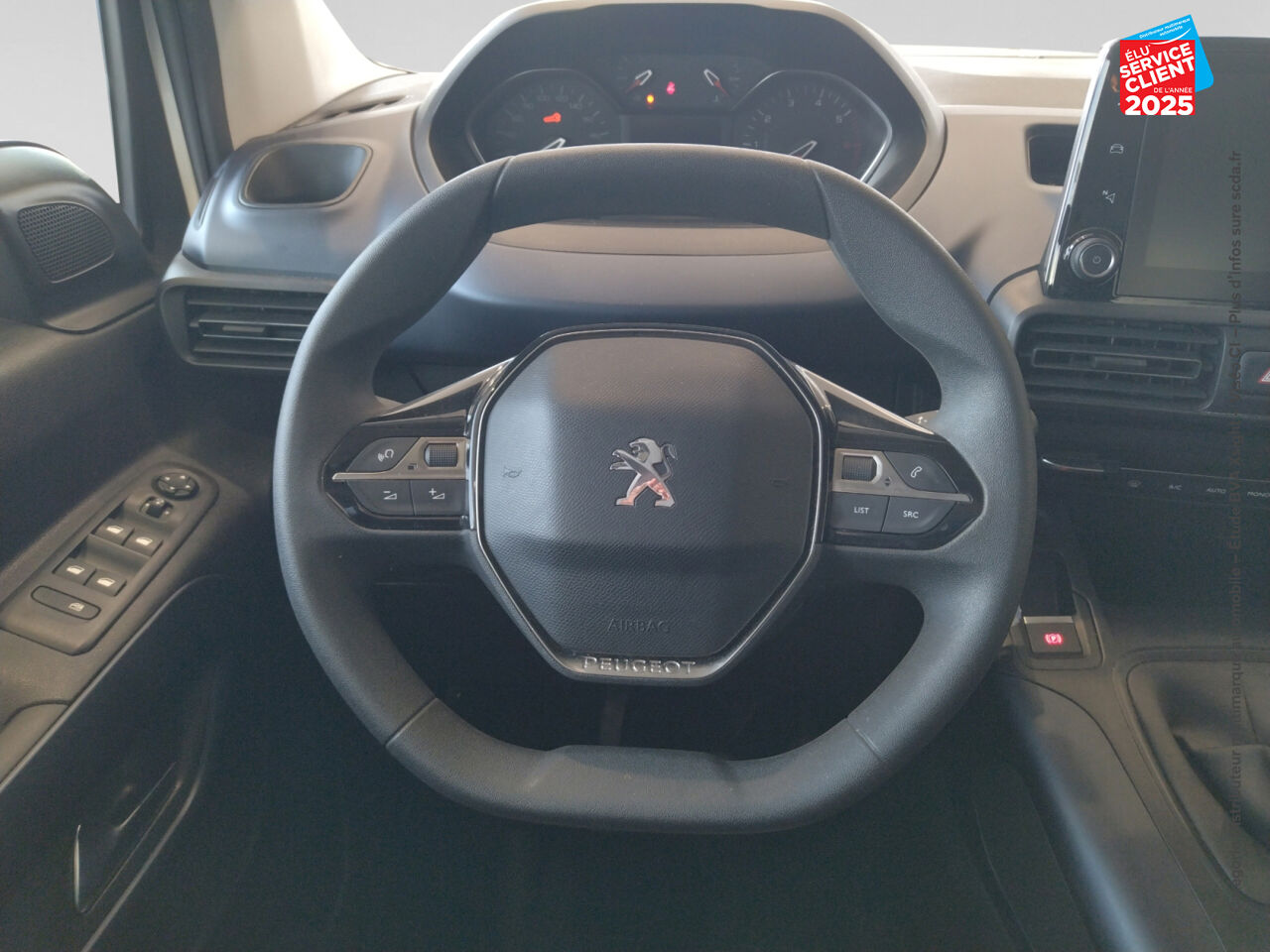 Véhicule d'occasion PEUGEOT RIFTER BLUEHDI 130CH SS STANDARD ALLURE chez Renault Saint-Louis