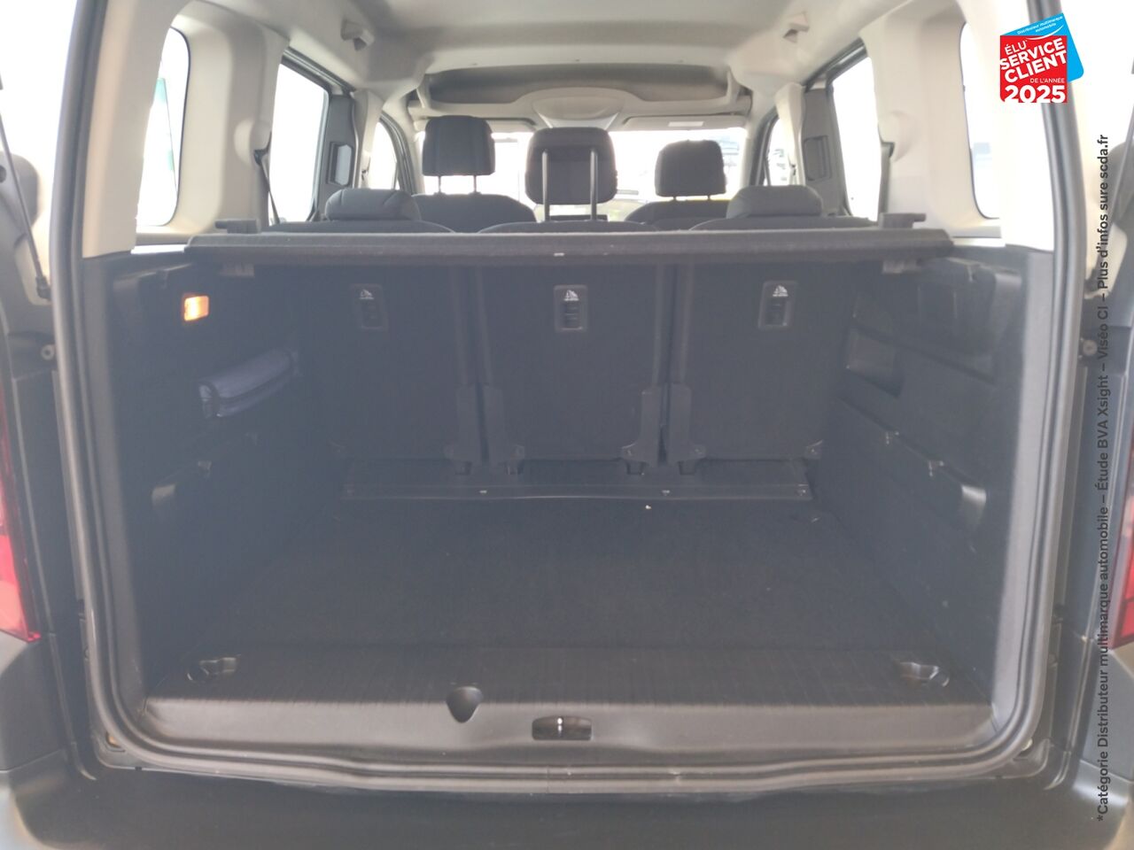 Véhicule d'occasion PEUGEOT RIFTER BLUEHDI 130CH S/S STANDARD ALLURE GPS CARPLAY chez Opel Saint-Dizier