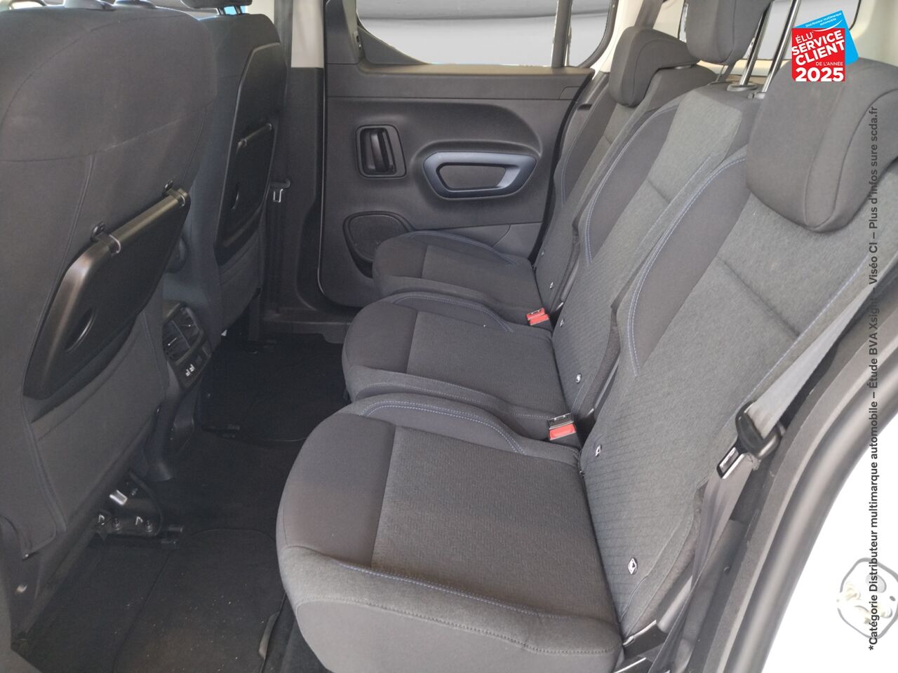 Véhicule d'occasion PEUGEOT RIFTER BLUEHDI 130CH S/S STANDARD ALLURE GPS CARPLAY chez Opel Saint-Dizier
