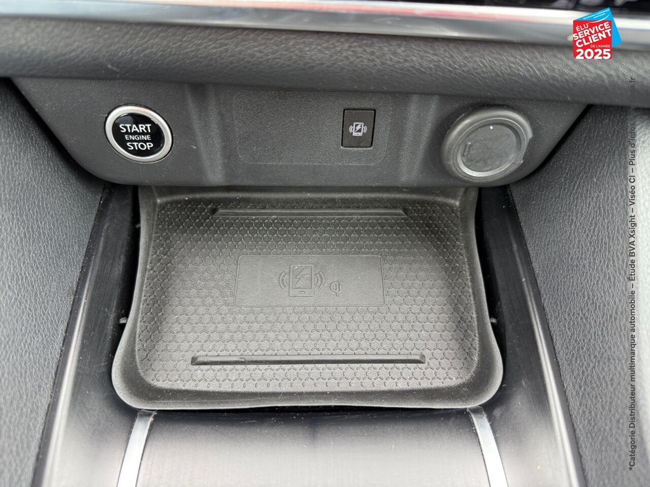 Véhicule d'occasion NISSAN QASHQAI 1.3 MILD HYBRID 140CH BUSINESS EDITION CAMERA chez Toyota Thionville