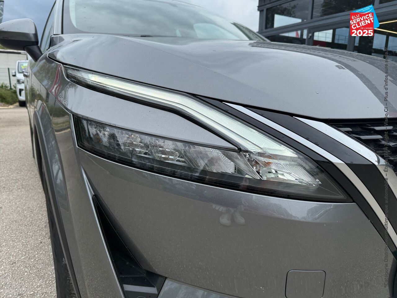 Véhicule d'occasion NISSAN QASHQAI 1.3 MILD HYBRID 140CH BUSINESS EDITION CAMERA chez Toyota Verdun