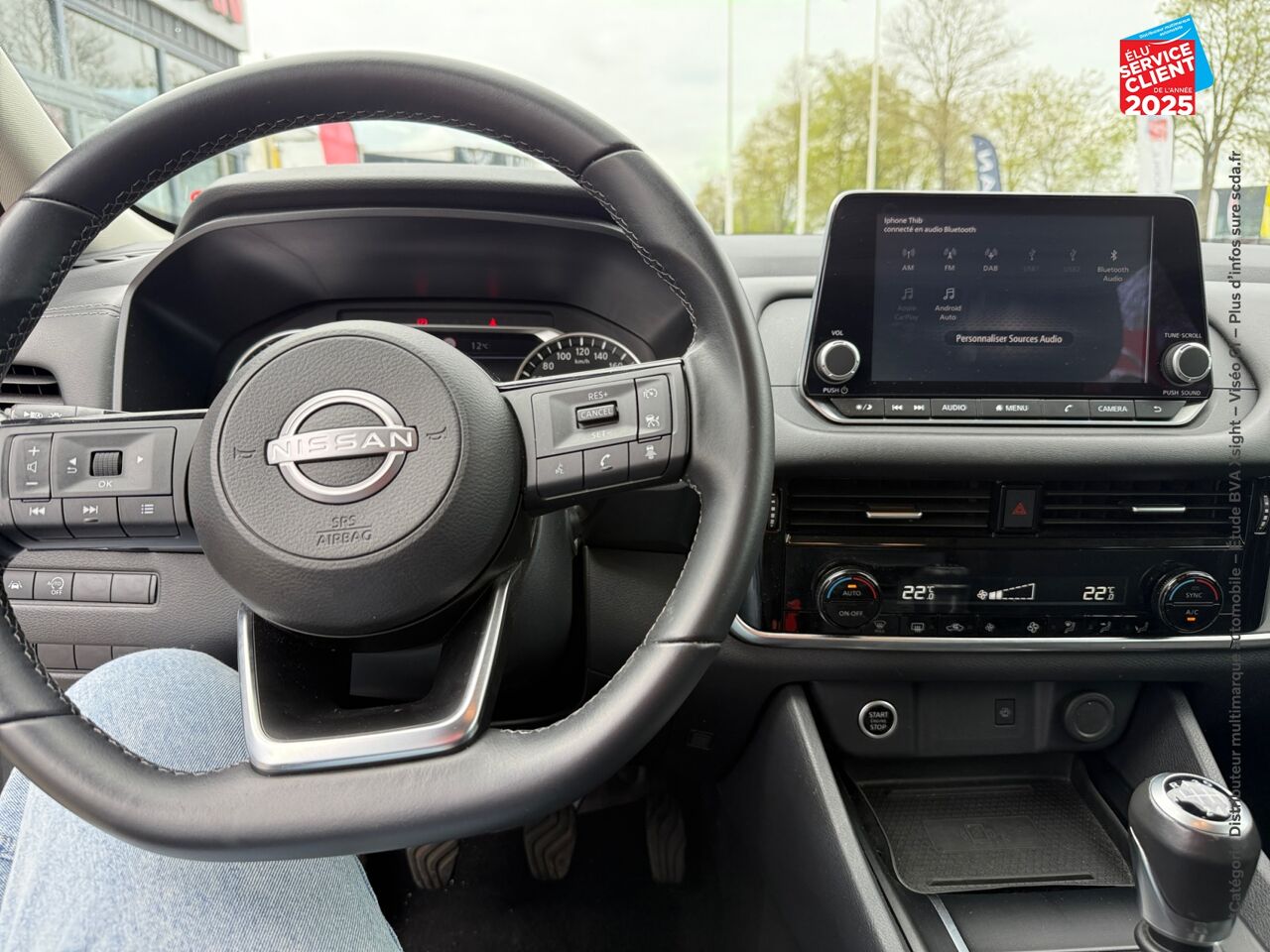 Véhicule d'occasion NISSAN QASHQAI 1.3 MILD HYBRID 140CH BUSINESS EDITION CAMERA chez Toyota Bar le Duc