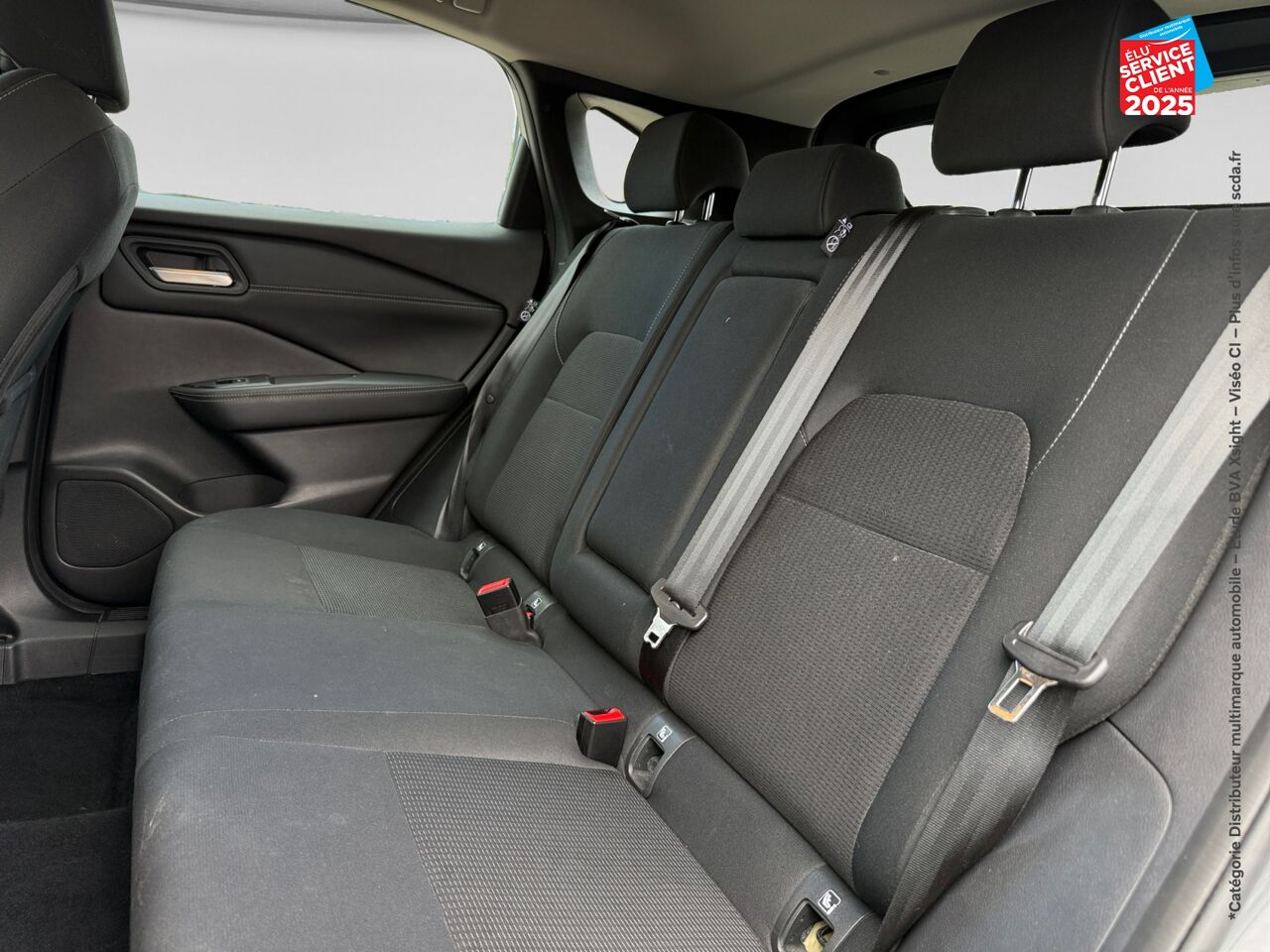 Véhicule d'occasion NISSAN QASHQAI 1.3 MILD HYBRID 140CH BUSINESS EDITION chez Toyota Bar le Duc