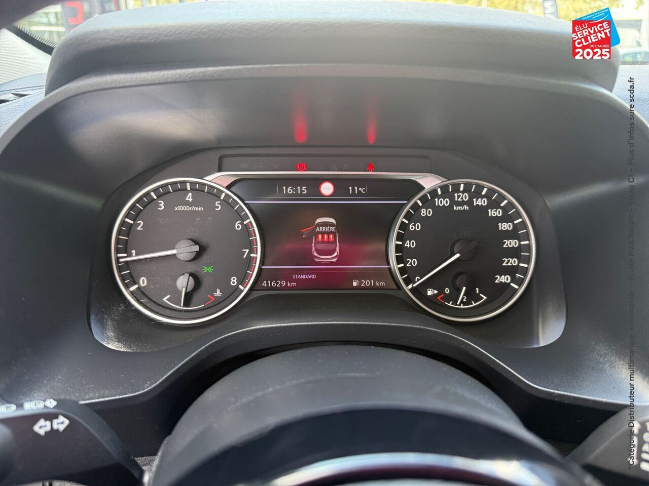 Véhicule d'occasion NISSAN QASHQAI 1.3 MILD HYBRID 140CH BUSINESS EDITION chez Nissan Juke occasion