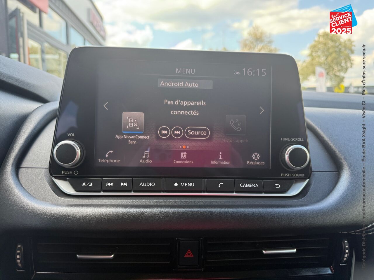 Véhicule d'occasion NISSAN QASHQAI 1.3 MILD HYBRID 140CH BUSINESS EDITION chez Nissan Juke occasion
