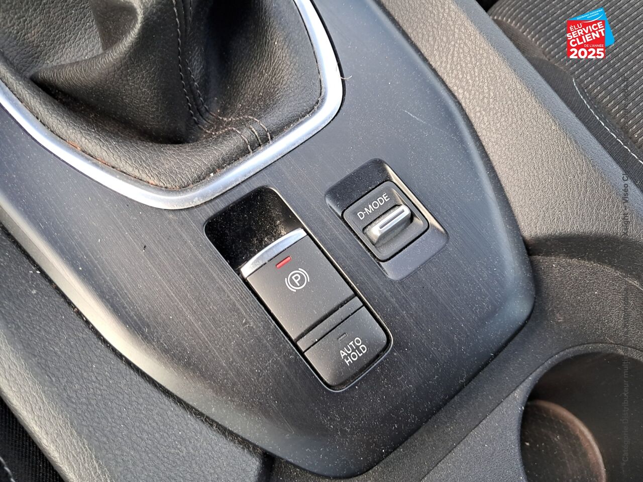 Véhicule d'occasion NISSAN QASHQAI 1.3 MILD HYBRID 140CH BUSINESS EDITION CAMERA chez Nissan Qashqai occasion